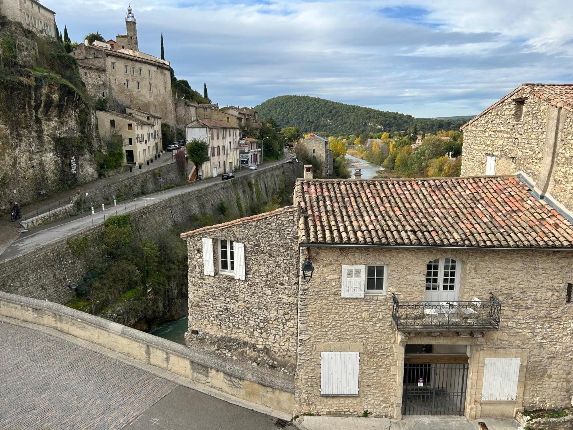 La Maison Du Pont Romain Vaison-la-Romaine Exterior foto